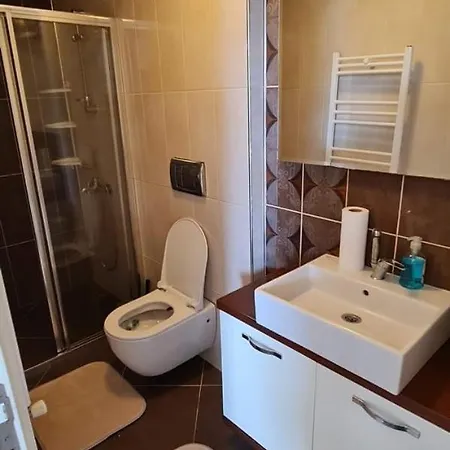 Apartamento Ultra Lux Rezidans Isitmali Ozel Havuzlu