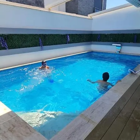 Apartamento Ultra Lux Rezidans Isitmali Ozel Havuzlu *